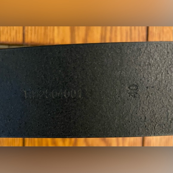 EUC Relic Black Leather belt, size 40, silver colored hardware - Picture 3 of 5